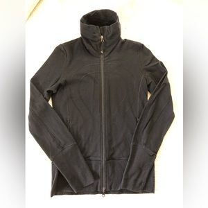 Lululemon (Define?) Jacket - Size 6